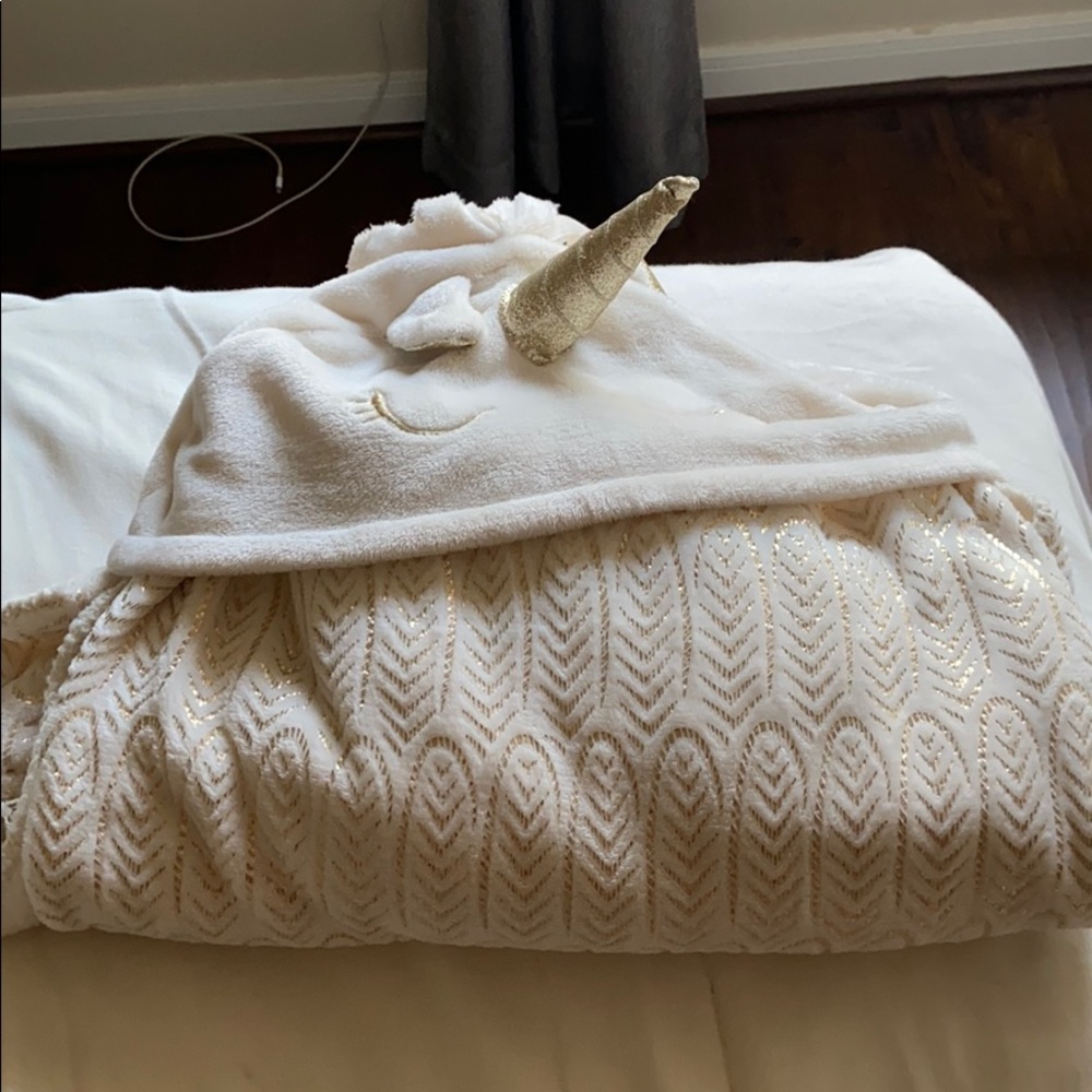 Unicorn blanket